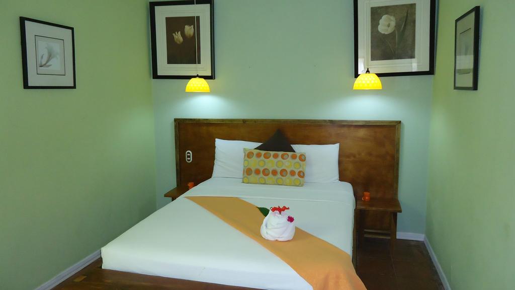 Hotel Mandarina Quepos Eksteriør billede