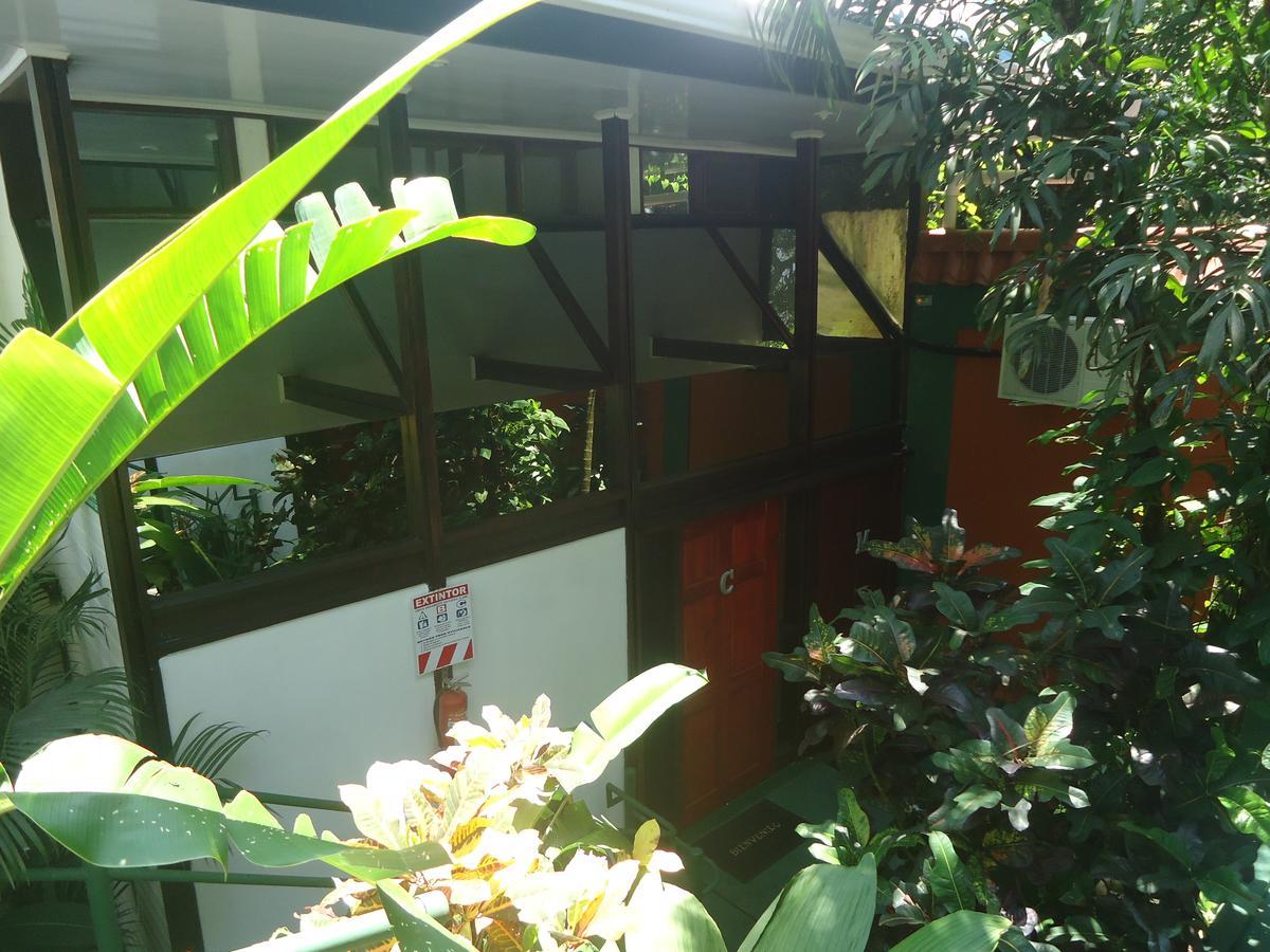 Hotel Mandarina Quepos Eksteriør billede