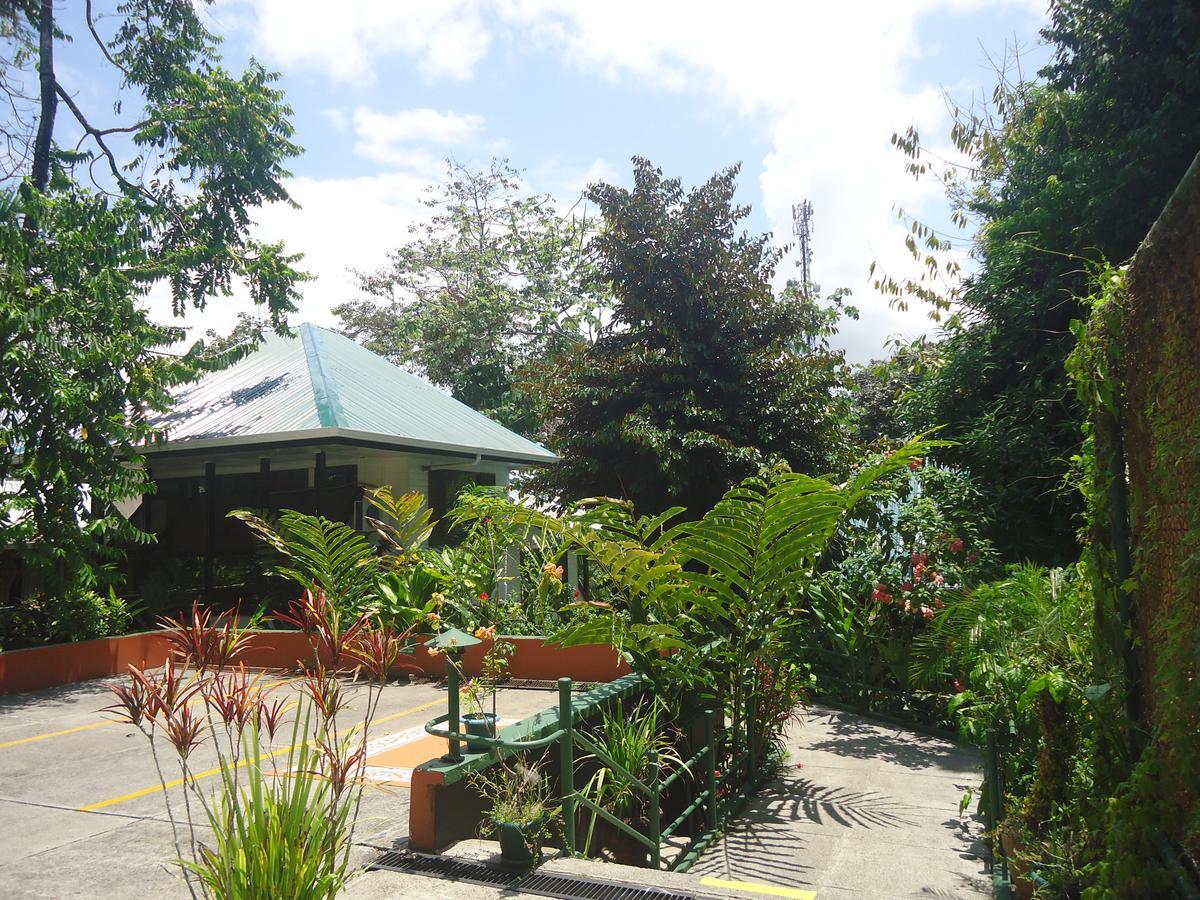Hotel Mandarina Quepos Eksteriør billede