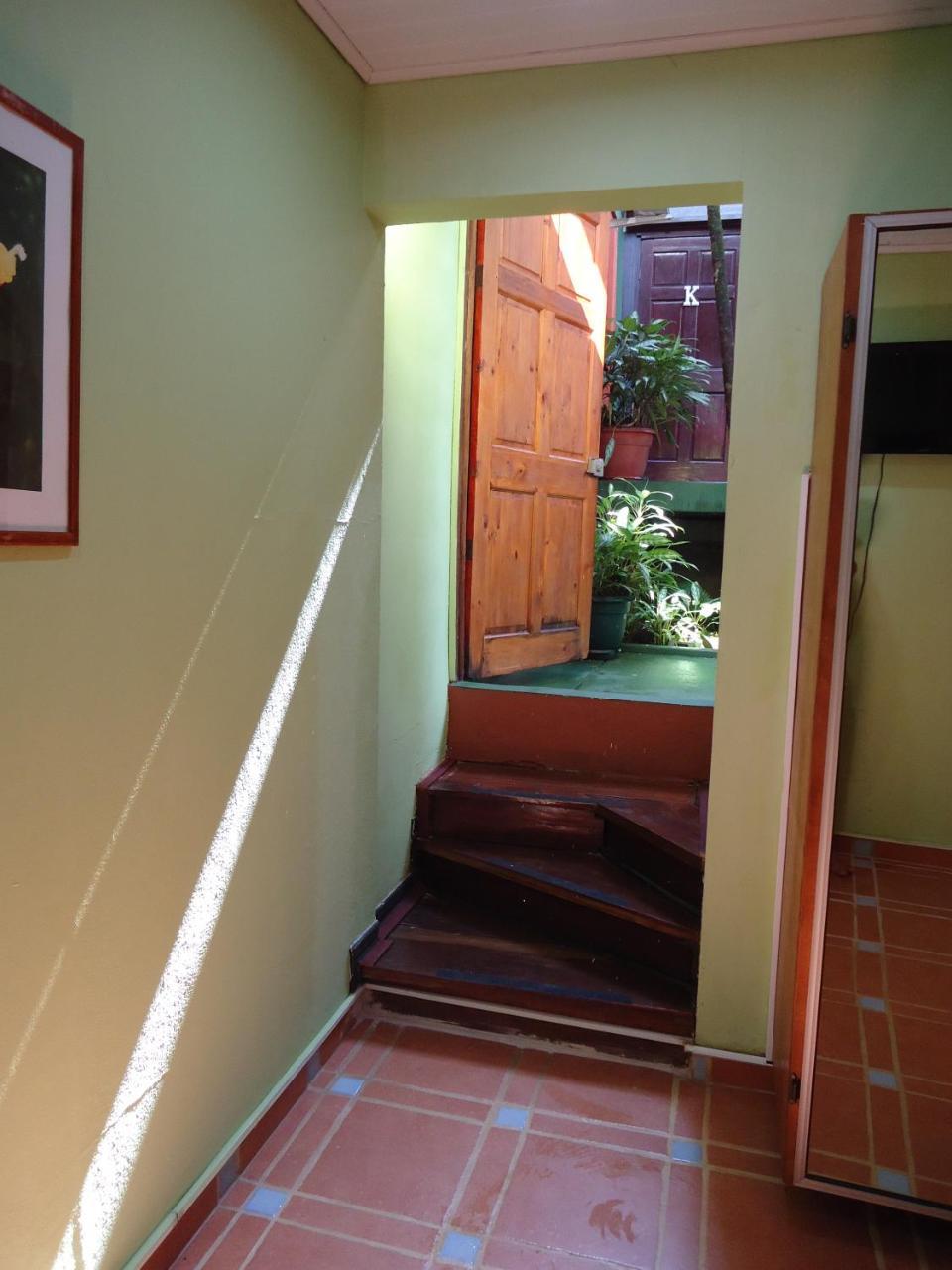 Hotel Mandarina Quepos Eksteriør billede